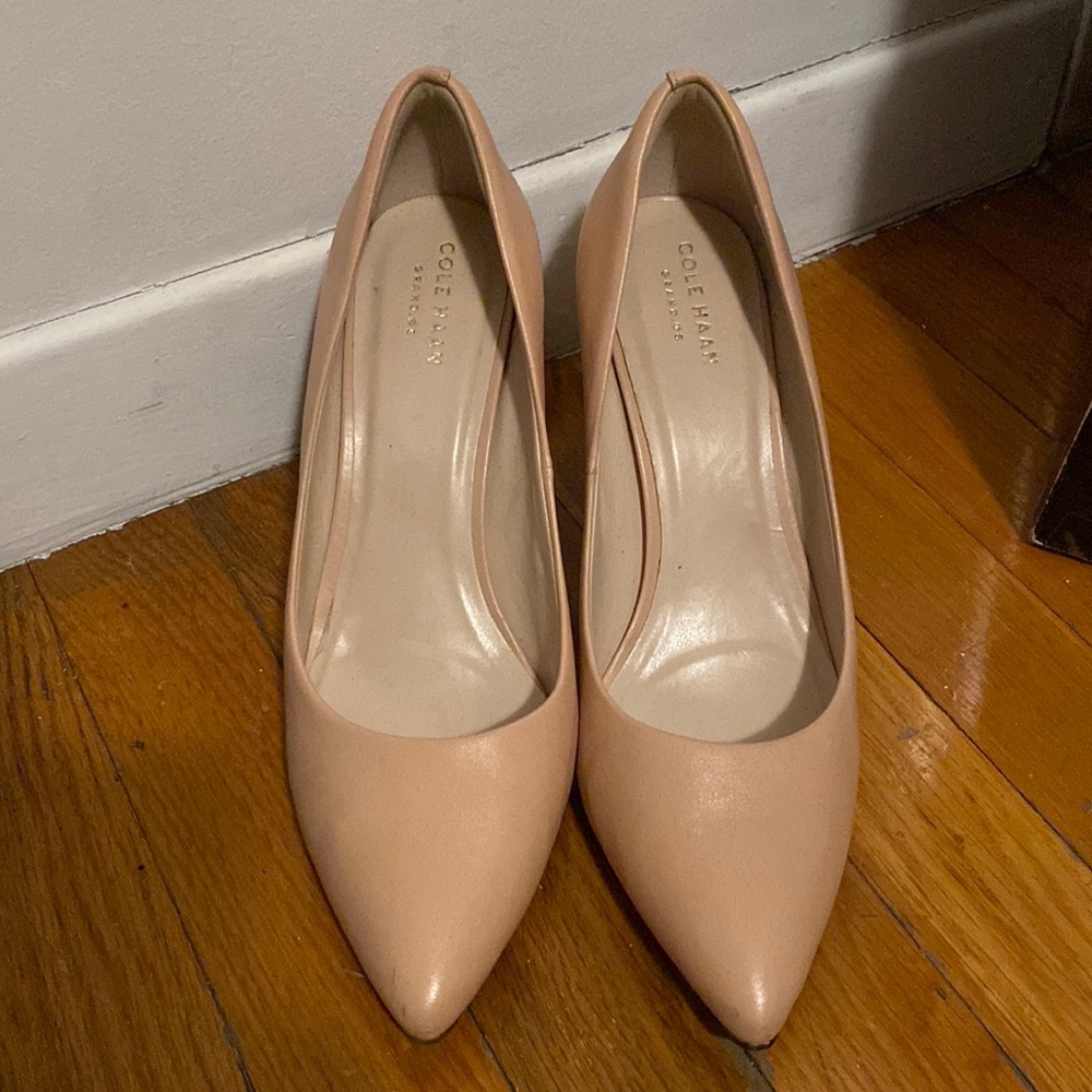 Cole Haan Pumps in Nude sz 8.5